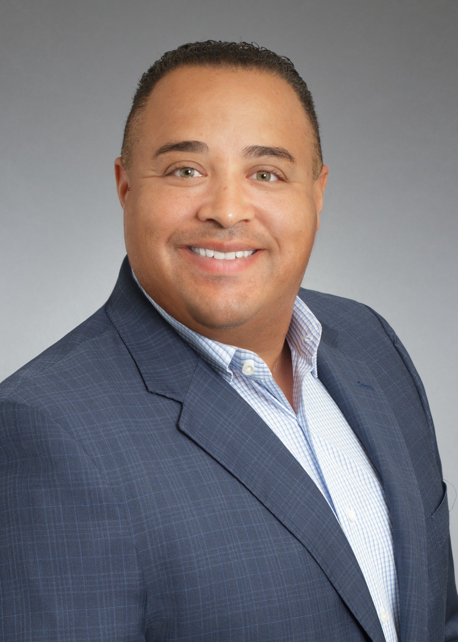 Christopher Lee, Senior Loan Officer